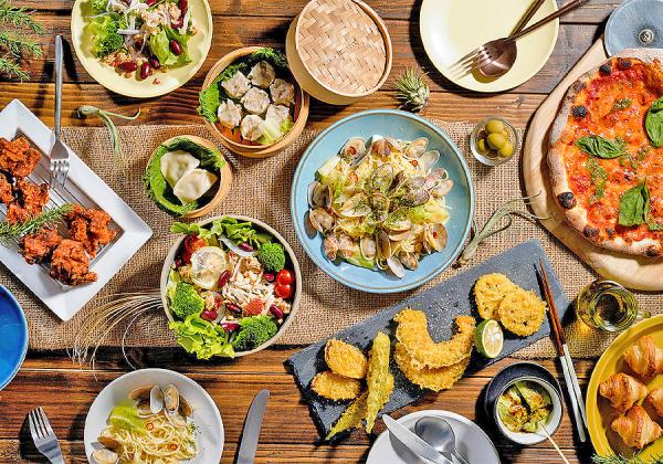 中山の大藤と久留米市つつじの宴とイチゴ狩り1パックお土産付と午後のデザートティータイム3